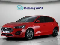 Used Ford Focus ST-Line 125 HP (91 kW) 2023 Red Hatchback