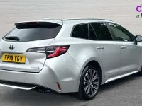 Used Toyota Corolla Design 184 HP (135 kW) 2019 Silver Estate