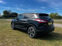 Używany Nissan Qashqai Tekna 115 KM (84 kW) 2016 Czarny SUV