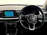 Used Kia Stonic 100 HP (73 kW) 2019 White SUV