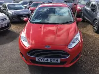 Used Ford Fiesta Zetec 82 HP (60 kW) 2014 Red Hatchback