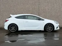 Used Vauxhall Astra GTC 2013 White Hatchback