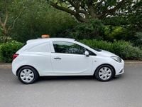 Used Vauxhall Corsa S 95 HP (69 kW) 2016 White Hatchback