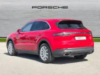 Usado Porsche Cayenne 2021 Vermelho SUV