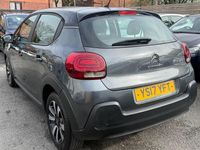 Usado Citroën C3 Feel 110 HP (80 kW) 2017 Cinzento Citadino