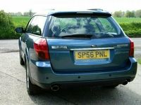 used Subaru Outback 2.5 SE