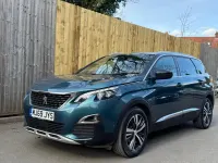 Second-hand Peugeot 5008 GT-line 130 CP (95 kW) 2019 Verde SUV