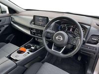 Usado Nissan X-Trail Acenta Premium 213 CV (156 kW) 2024 Plateado SUV