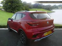 Used MG ZS Exclusive 106 HP (77 kW) 2022 Red Hatchback
