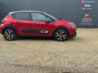 Used Citroën C3 Shine 102 HP (75 kW) 2022 Red Hatchback