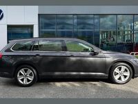 Used VW Passat SE 150 HP (110 kW) 2022 Grey Estate