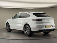 Używany Porsche Cayenne Platinum Edition 340 KM (250 kW) 2022 Biały SUV