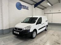 Used Peugeot Partner 2018 White MPV