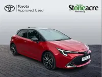 Used Toyota Corolla 140 HP (102 kW) 2023 Red/black Hatchback