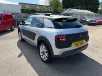 Used Citroën C4 Cactus Flair 98 HP (72 kW) 2017 Silver Hatchback