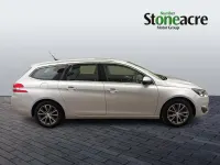Used Peugeot 308 SW Allure 120 HP (88 kW) 2017 Silver Estate