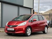 Second-hand Honda Jazz ES 99 CP (72 kW) 2015 Roșu Hatchback
