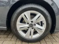 Used VW Golf VIII Life 130 HP (95 kW) 2024 Grey Hatchback