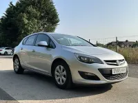 Used Vauxhall Astra Design Edition 2015 Silver Hatchback