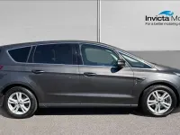 Usado Ford S-MAX Titanium 150 HP (110 kW) 2018 Cinzento Monovolume