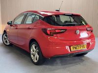Used Vauxhall Astra SRi 150 HP (110 kW) 2017 Red Hatchback