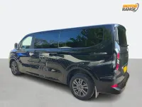 Używany Ford Tourneo Titanium 136 KM (100 kW) 2024 Czarny Minivan