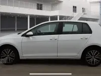 Used VW Golf VII SE 110 HP (80 kW) 2017 White Hatchback