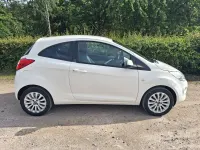 Used Ford Ka Zetec 69 HP (50 kW) 2011 White Hatchback