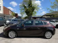 Used Vauxhall Astra Elite 2013 Brown Hatchback