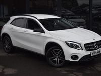 Used Mercedes GLA180 Urban 122 HP (89 kW) 2019 White SUV