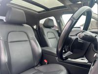 Used Honda Civic Advance 140 HP (102 kW) 2023 White Hatchback