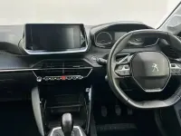 Używany Peugeot 208 Active Premium 75 KM (55 kW) 2022 Czarny Hatchback