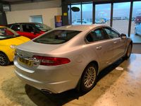 Second-hand Jaguar XF Luxury 2008 Argintiu Berlinǎ
