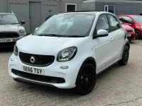 Used Smart ForFour Prime 71 HP (52 kW) 2017 White Hatchback