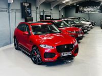 Używany Jaguar F-Pace S 300 KM (220 kW) 2017 Czerwony SUV