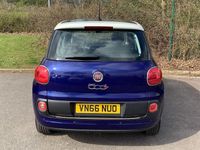 Used Fiat 500L Lounge 95 HP (69 kW) 2016 Blue/white MPV
