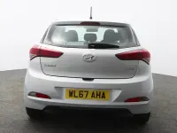 Used Hyundai i20 84 HP (61 kW) 2017 Silver Hatchback