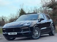 Used Porsche Cayenne 440 HP (323 kW) 2018 Black SUV
