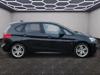 Begagnad BMW 218 Comfort Edition 2017 Svart Halvkombi