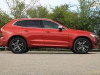 Used Volvo XC60 R-Design 2017 Red SUV