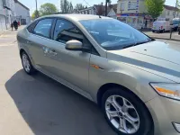 Usado Ford Mondeo Titanium 140 HP (102 kW) 2009 Prateado Citadino