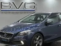 Used Volvo V40 114 HP (83 kW) 2014 Blue Hatchback
