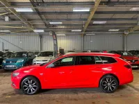 Used Vauxhall Insignia SRi 170 HP (125 kW) 2017 Red Estate