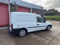 Used Vauxhall Combo 75 HP (55 kW) 2008 White MPV