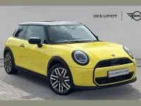 Used Mini Cooper Classic 154 HP (113 kW) 2024 Yellow Hatchback