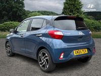 Usado Hyundai i10 Premium 77 HP (56 kW) 2025 Azul Citadino