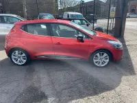 Used Renault Clio IV Dynamique 90 HP (66 kW) 2016 Red Hatchback