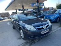 Used Vauxhall Vectra Elite 155 HP (114 kW) 2008 Blue Hatchback