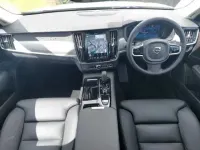 Used Volvo V90 Plus 350 HP (257 kW) 2025 Silver Estate