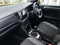 Used VW T-Roc R-line 148 HP (108 kW) 2021 Yellow SUV
